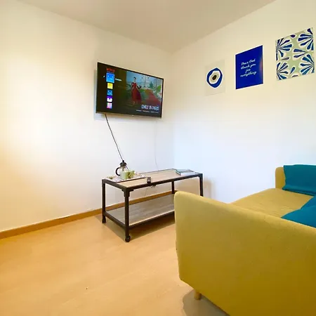 Le Coin Cosy Des 4 Tetes - Balcon - Netflix Apartment